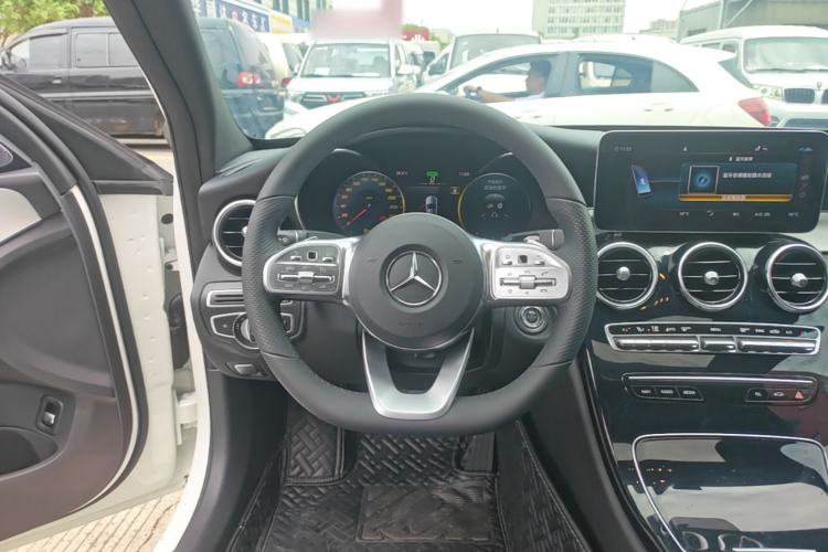 Used Mercedes-Benz C-Class 2020 Restyled C 260 Sport Edition Steering Wheel