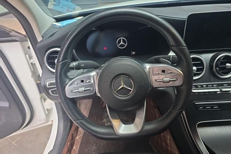 Used Mercedes-Benz C-Class 2020 Updated C 200 L Fashion Edition Steering Wheel