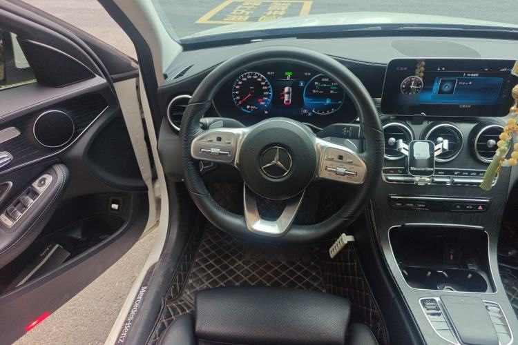 Used Mercedes-Benz C-Class 2020 C 260 L Sport Edition Steering Wheel