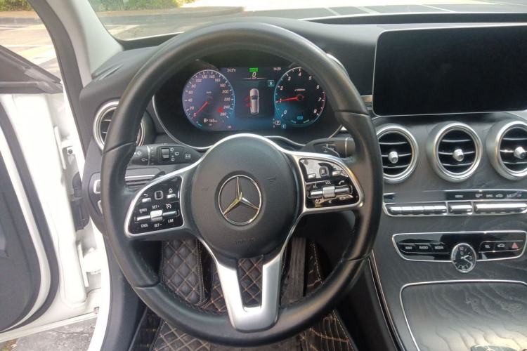 Used Mercedes-Benz C-Class 2020 Facelifted C 260 Estate Steering Wheel