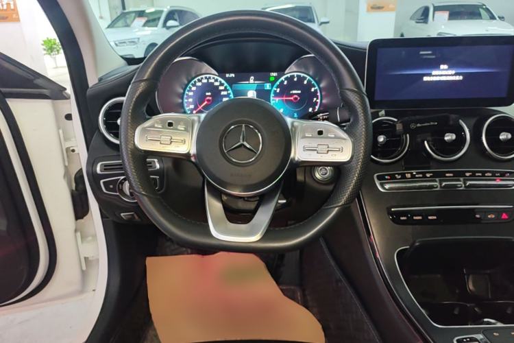 Used Mercedes-Benz C-Class 2020 Restyled C 200 L Fashion Edition Sport Version Steering Wheel