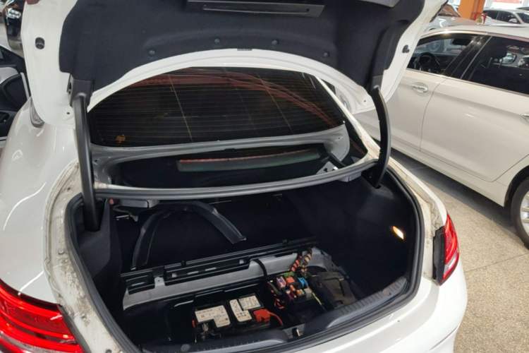 Used Mercedes-Benz C-Class 2020 C 260 Coupe Trunk