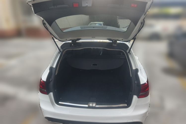 Used Mercedes-Benz C-Class 2020 Facelifted C 260 Estate Trunk
