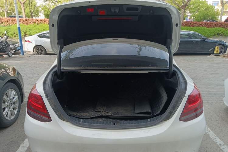 Used Mercedes-Benz C-Class 2020 Restyled C 260 L Sport Edition Trunk
