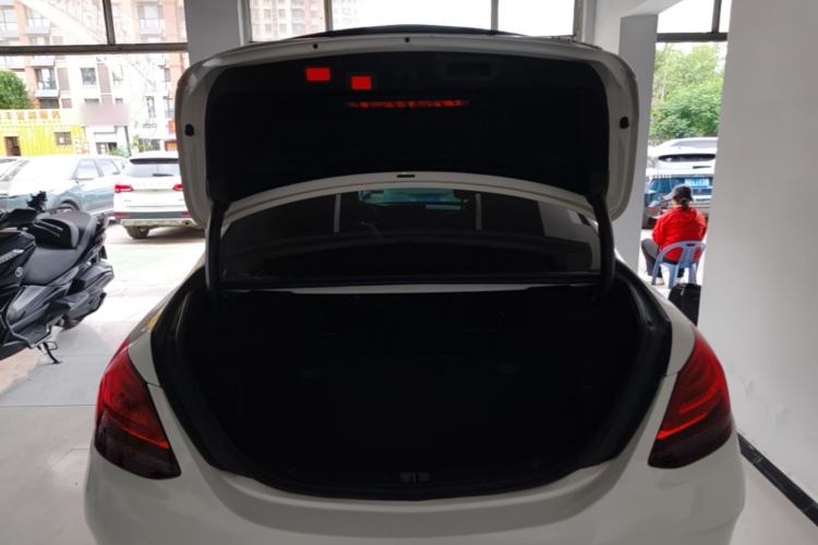Used Mercedes-Benz C-Class 2020 Restyled C 260 L Sport Edition Trunk