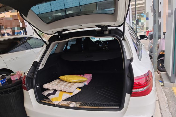 Used Mercedes-Benz C-Class 2020 Facelifted C 260 Estate Trunk