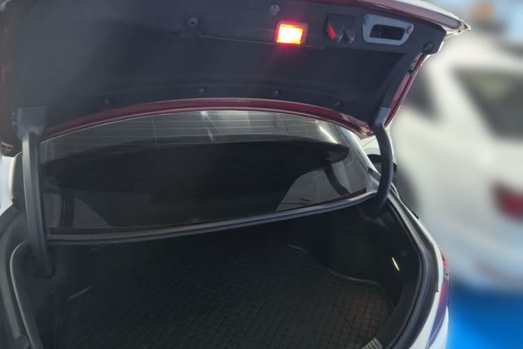 Used Mercedes-Benz C-Class 2020 C 200 L Dynamic Sport Edition Trunk