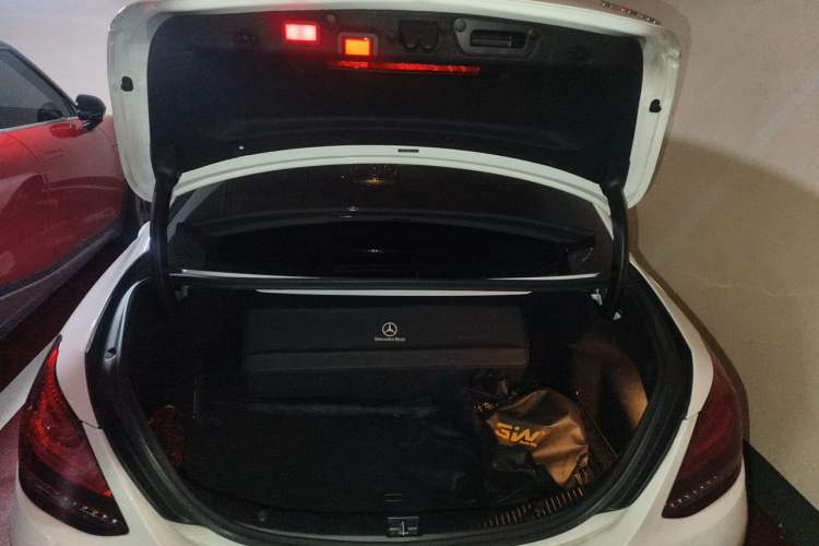 Used Mercedes-Benz C-Class 2020 Restyled C 260 Sport Edition Trunk