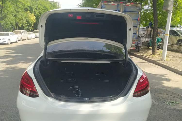Used Mercedes-Benz C-Class 2020 Restyled C 260 L Sport Edition Trunk