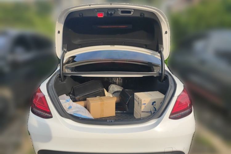 Used Mercedes-Benz C-Class 2020 C 200 L Fashion Edition Sport Version Trunk