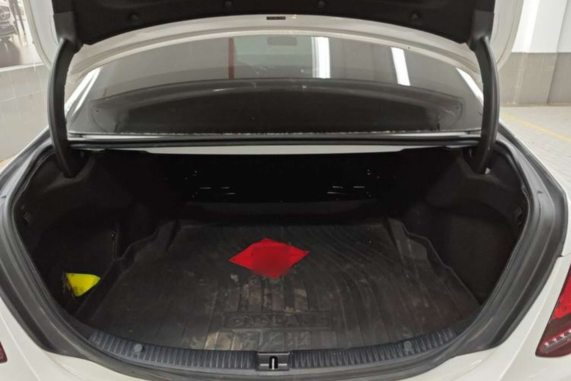 Used Mercedes-Benz C-Class 2020 C 260 L Sport Edition Trunk
