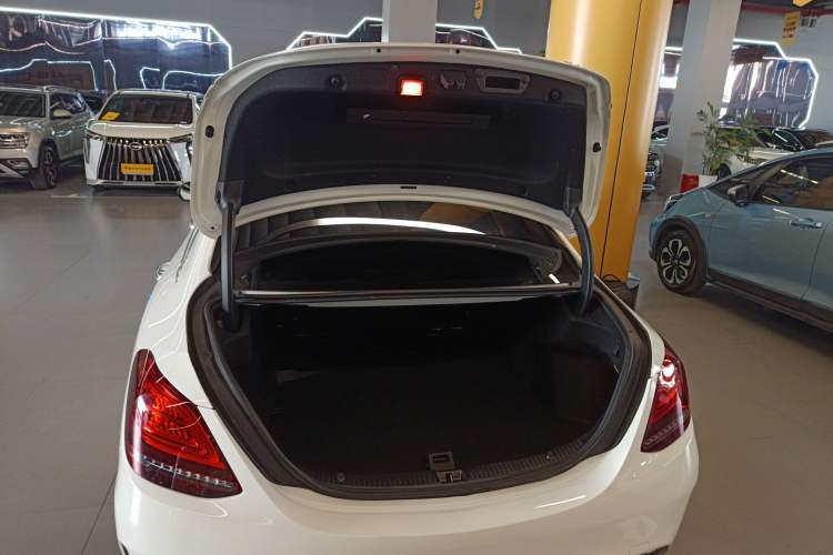 Used Mercedes-Benz C-Class 2020 C 260 L Sport Edition Trunk