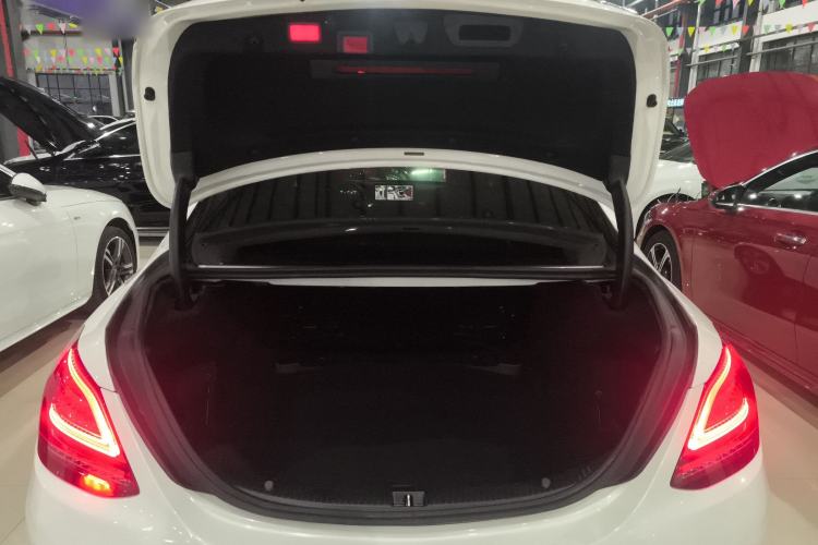 Used Mercedes-Benz C-Class 2020 Restyled C 260 L Sport Edition Trunk