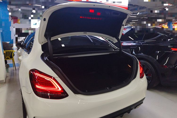 Used Mercedes-Benz C-Class 2020 Restyled C 260 Sport Edition Trunk