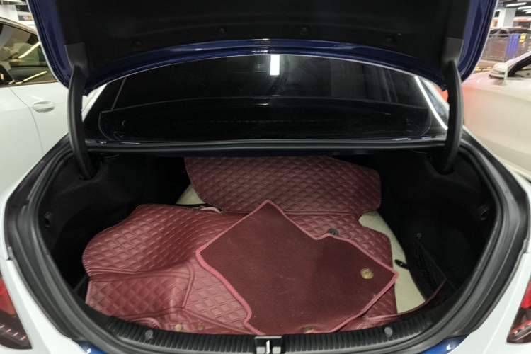 Used Mercedes-Benz C-Class 2020 Restyled C 260 Sport Edition Trunk