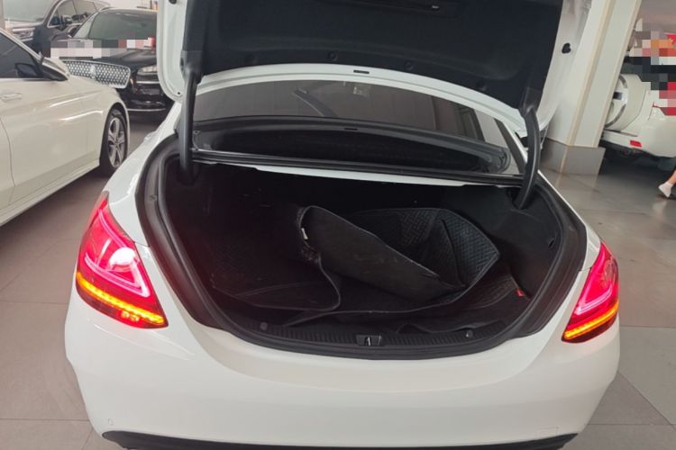 Used Mercedes-Benz C-Class 2020 Restyled C 260 L Sport Edition Trunk