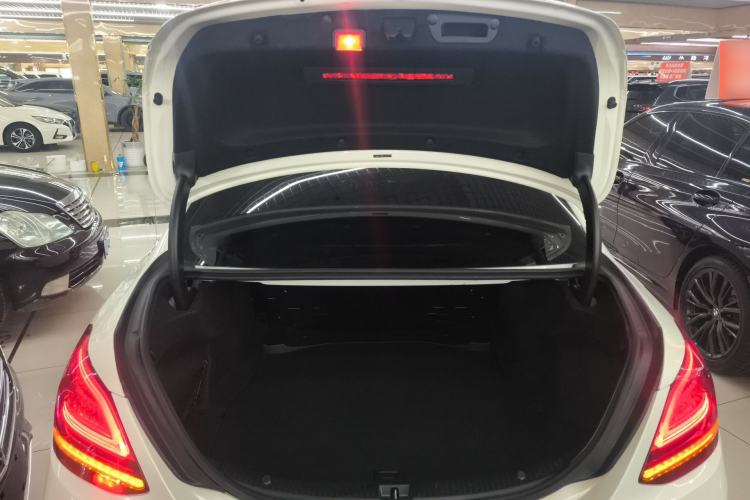 Used Mercedes-Benz C-Class 2020 C 260 L Sport Edition Trunk