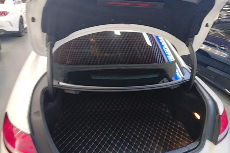 Used Mercedes-Benz C-Class 2020 C 260 Coupe Trunk