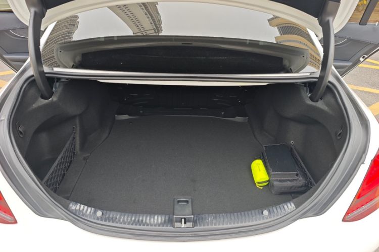 Used Mercedes-Benz C-Class 2020 Restyled C 260 L Sport Edition Trunk