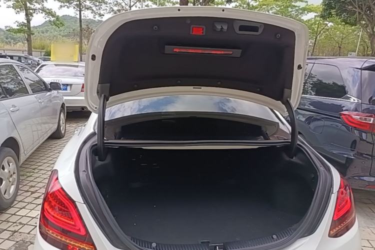 Used Mercedes-Benz C-Class 2020 Restyled C 200 L Fashion Edition Sport Version Trunk