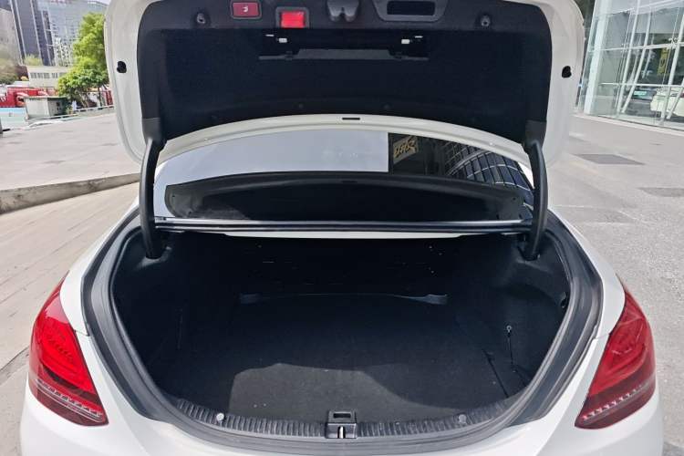 Used Mercedes-Benz C-Class 2020 Restyled C 260 L Sport Edition Trunk