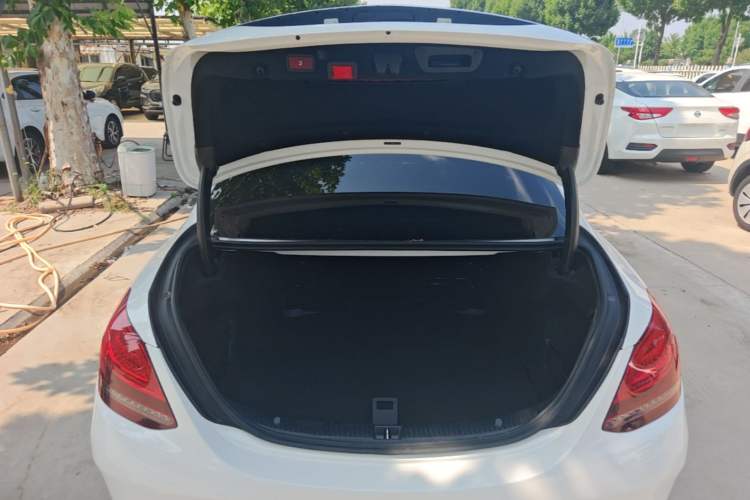 Used Mercedes-Benz C-Class 2020 Restyled C 260 L Sport Edition Trunk