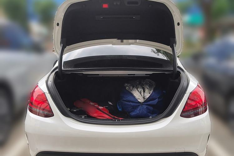 Used Mercedes-Benz C-Class 2020 Updated C 200 L Fashion Edition Trunk
