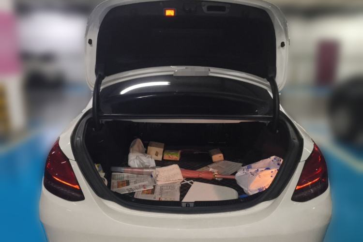 Used Mercedes-Benz C-Class 2020 C 200 L Fashion Edition Sport Version Trunk