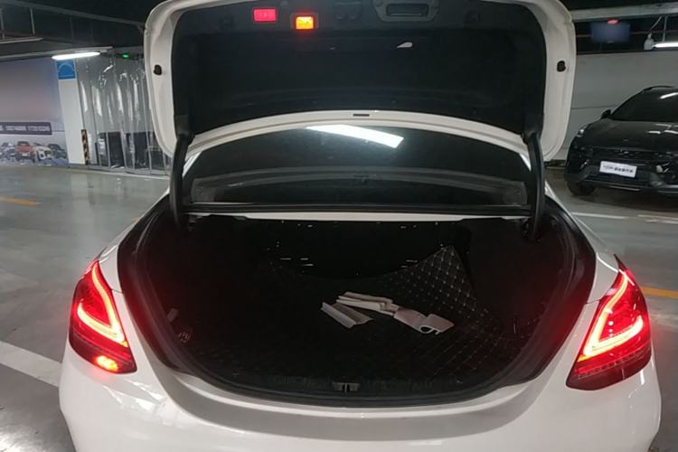 Used Mercedes-Benz C-Class 2020 Restyled C 260 L Sport Edition Trunk