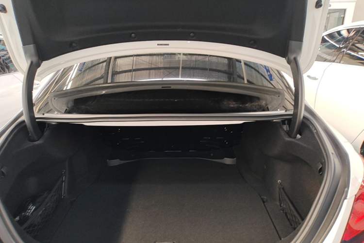 Used Mercedes-Benz C-Class 2020 Restyled C 260 L Sport Edition Trunk
