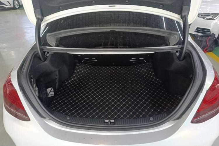 Used Mercedes-Benz C-Class 2020 C 260 L Sport Edition Trunk