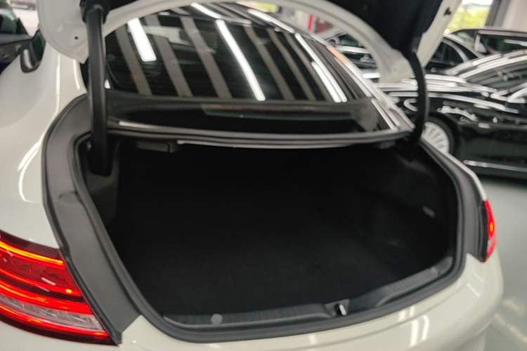 Used Mercedes-Benz C-Class 2020 C 260 Coupe Trunk
