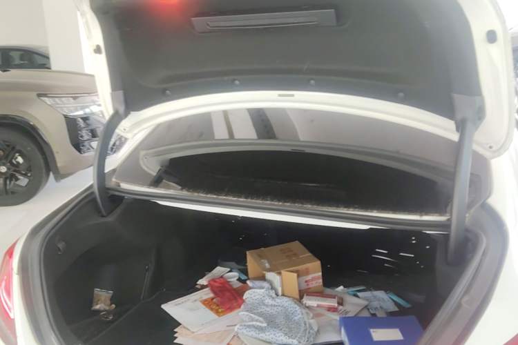 Used Mercedes-Benz C-Class 2020 C 260 Sport Edition Trunk