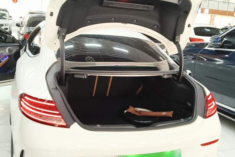 Used Mercedes-Benz C-Class 2020 C 260 Coupe Trunk