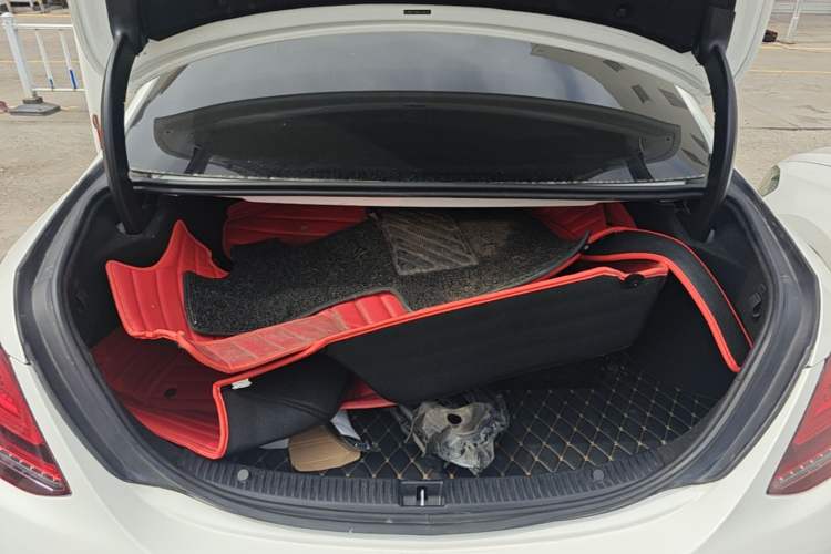 Used Mercedes-Benz C-Class 2020 C 200 L Fashion Edition Sport Version Trunk