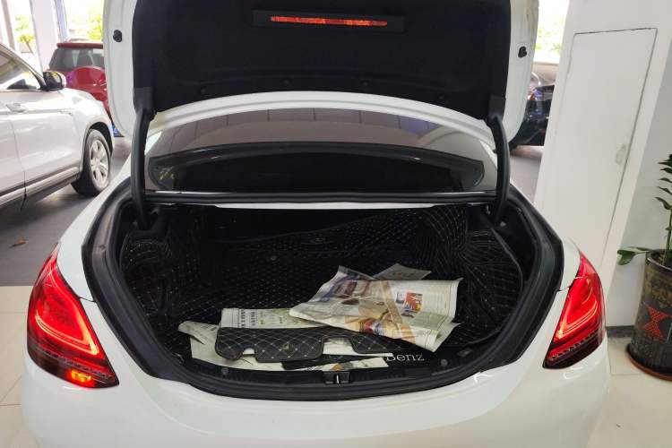 Used Mercedes-Benz C-Class 2020 Restyled C 200 L Fashion Edition Sport Version Trunk
