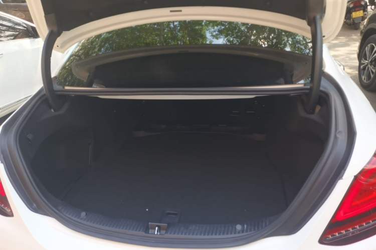 Used Mercedes-Benz C-Class 2020 C 260 L Sport Edition Trunk