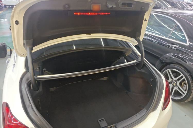 Used Mercedes-Benz C-Class 2020 Restyled C 200 L Fashion Edition Sport Version Trunk