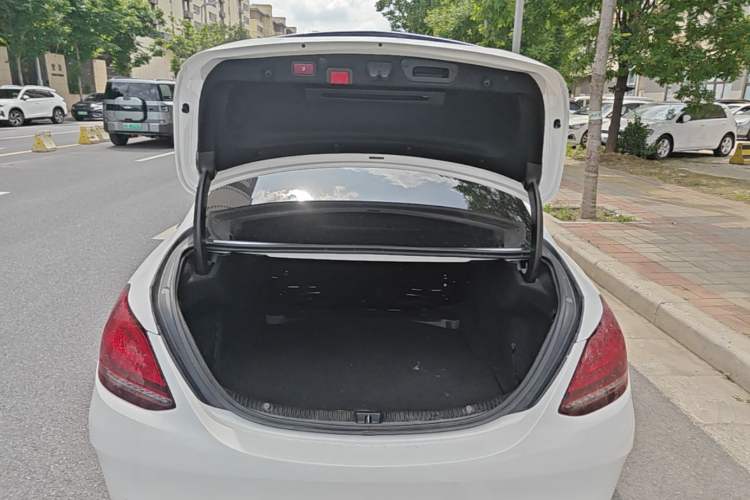 Used Mercedes-Benz C-Class 2020 Restyled C 260 L Sport Edition Trunk