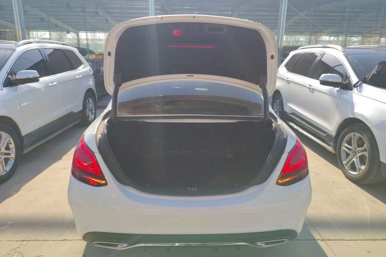 Used Mercedes-Benz C-Class 2020 Restyled C 200 L Fashion Edition Sport Version Trunk