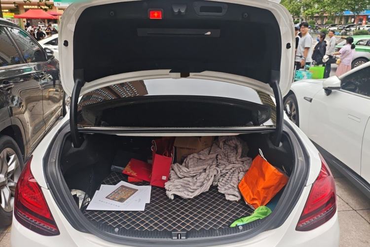 Used Mercedes-Benz C-Class 2020 C 200 L Fashion Edition Sport Version Trunk