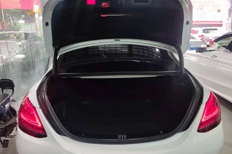 Used Mercedes-Benz C-Class 2020 Restyled C 260 L Sport Edition Trunk