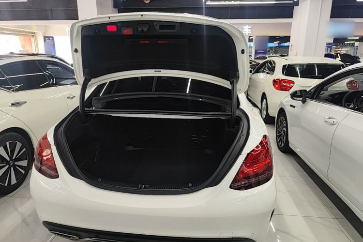 Used Mercedes-Benz C-Class 2020 Restyled C 260 L Sport Edition Trunk
