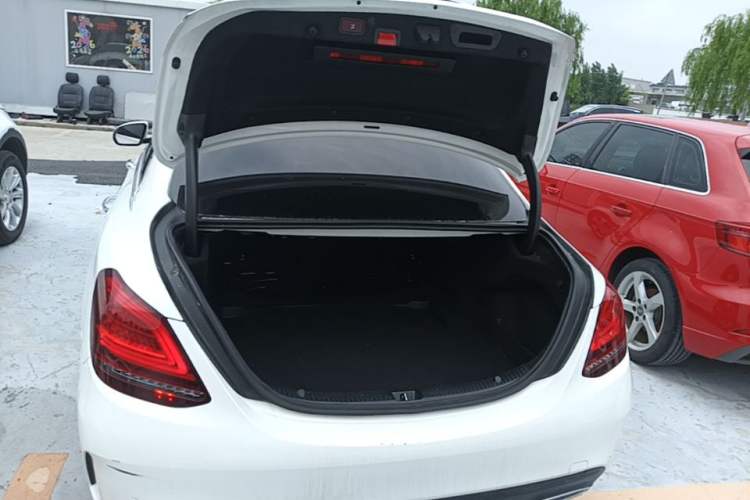 Used Mercedes-Benz C-Class 2020 Restyled C 260 L Sport Edition Trunk