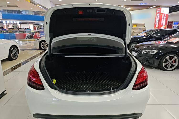 Used Mercedes-Benz C-Class 2020 Restyled C 200 L Fashion Edition Sport Version Trunk