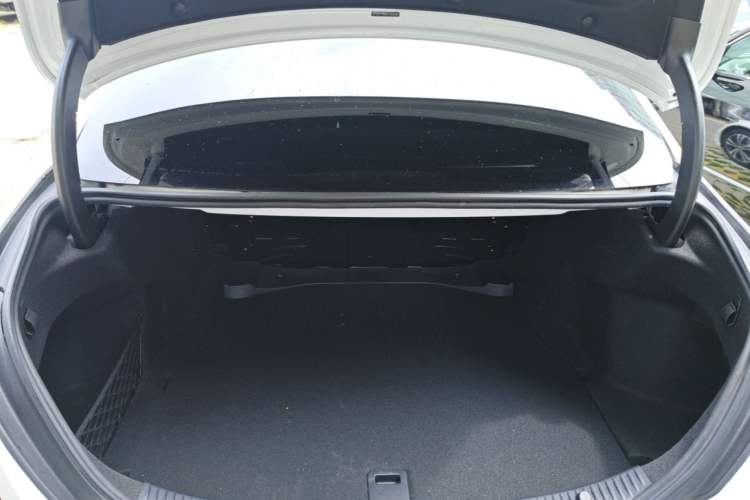 Used Mercedes-Benz C-Class 2020 C 260 Sport Edition Trunk