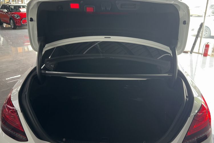 Used Mercedes-Benz C-Class 2020 Restyled C 260 L Sport Edition Trunk