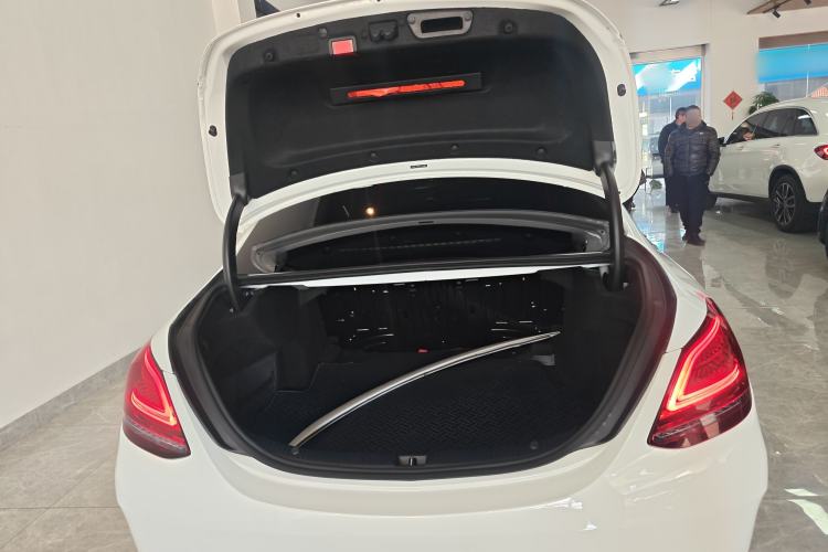 Used Mercedes-Benz C-Class 2020 Restyled C 200 L Fashion Edition Sport Version Trunk