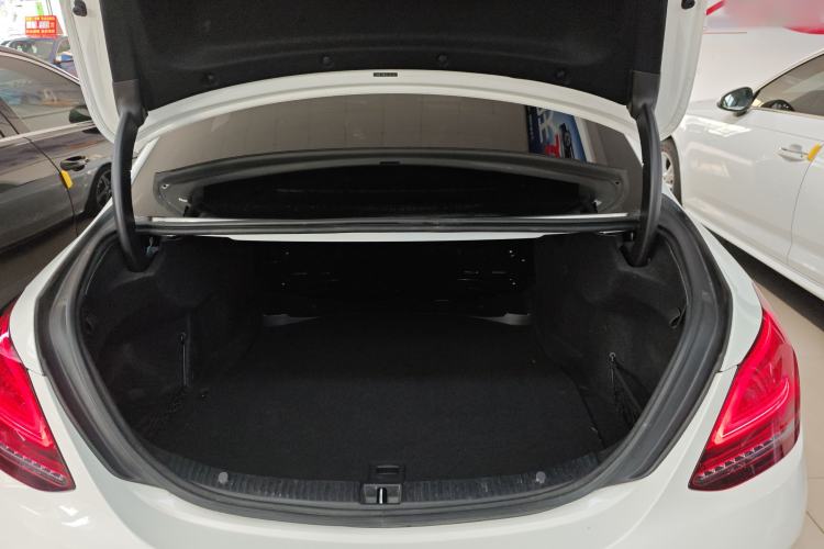 Used Mercedes-Benz C-Class 2020 Restyled C 260 Sport Edition Trunk