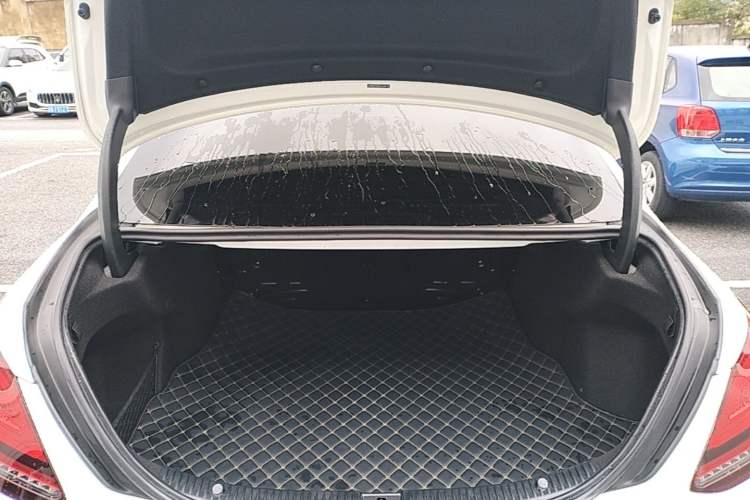 Used Mercedes-Benz C-Class 2020 C 260 L Sport Edition Trunk